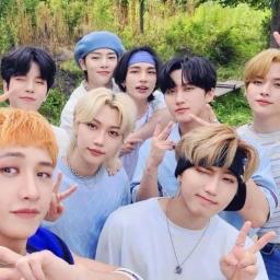 Thumbnail for Stray kids obby (all members) Game