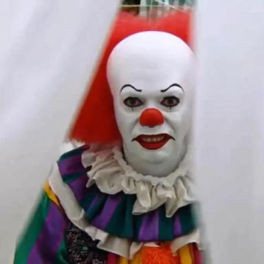 SURVIVE PENNYWISE!!! icon